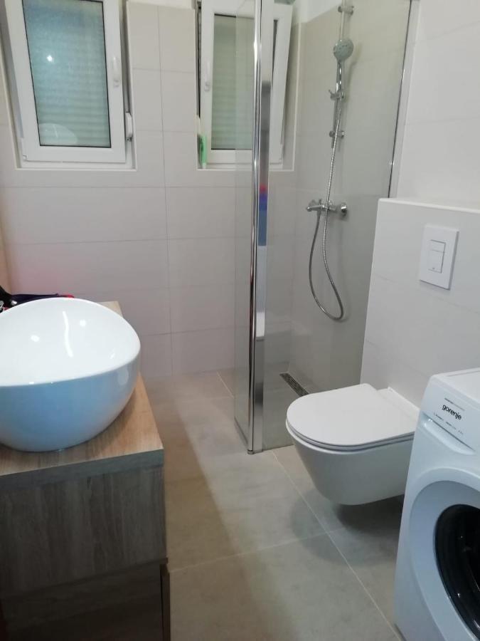 Apartman Ana نوفي فينودولسكي المظهر الخارجي الصورة