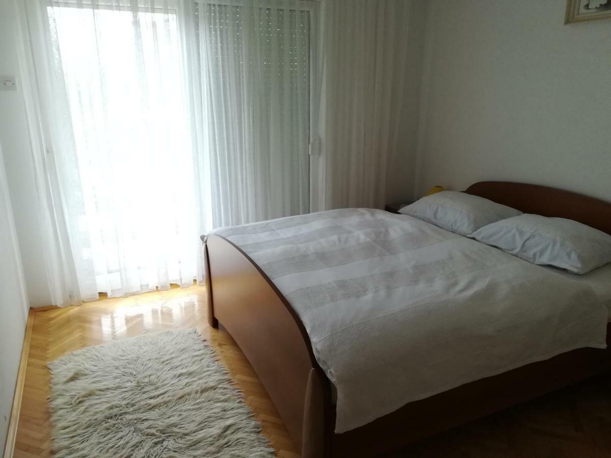 Apartman Ana نوفي فينودولسكي المظهر الخارجي الصورة